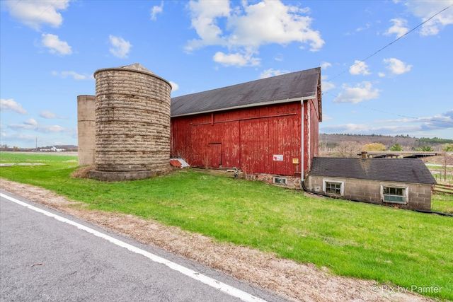 W3004 Krueger Road, Lake Geneva, WI 53147