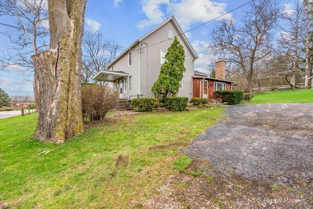 W3004 Krueger Road, Lake Geneva, WI 53147