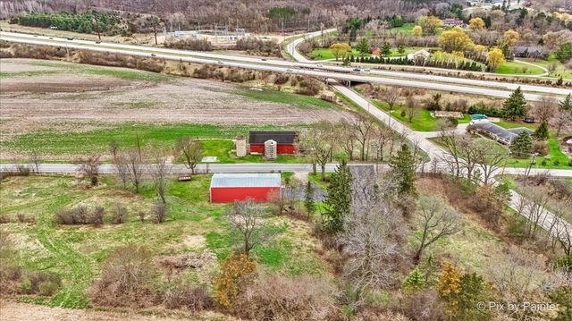 W3004 Krueger Road, Lake Geneva, WI 53147