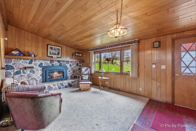 W3004 Krueger Road, Lake Geneva, WI 53147