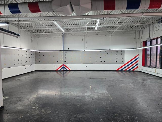 430 Swift Road A, Addison, IL 60101