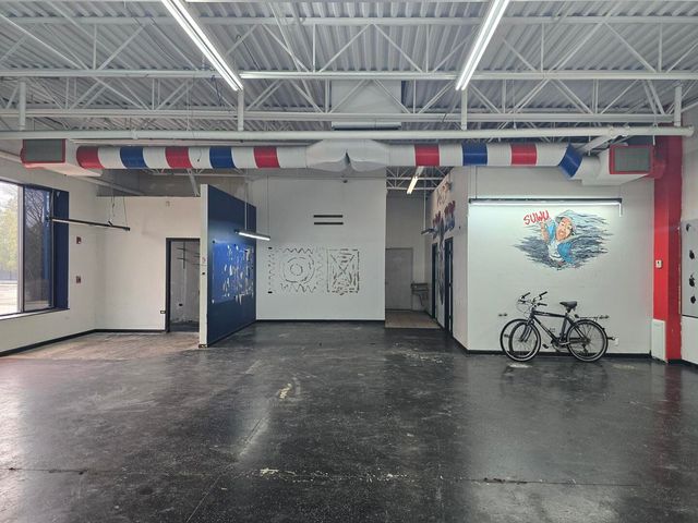 430 Swift Road A, Addison, IL 60101