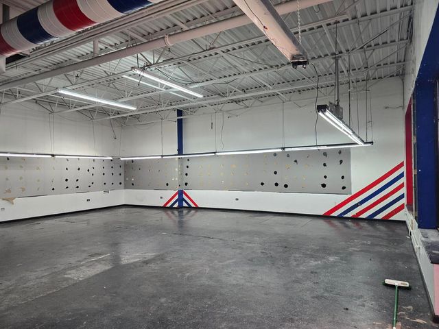 430 Swift Road A, Addison, IL 60101