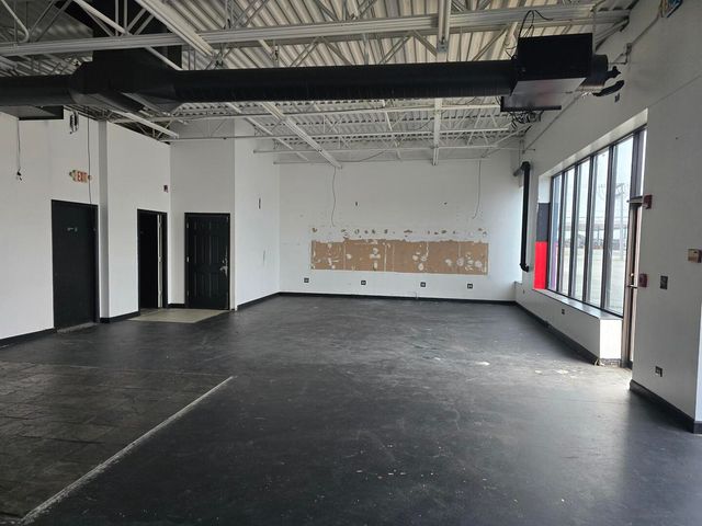 430 Swift Road A, Addison, IL 60101