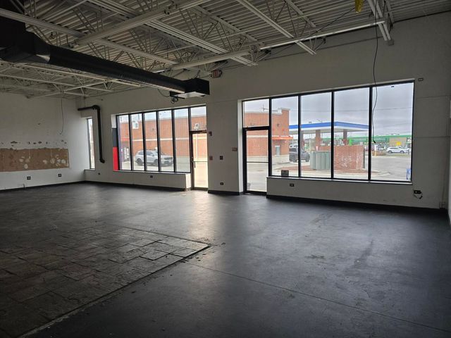 430 Swift Road A, Addison, IL 60101