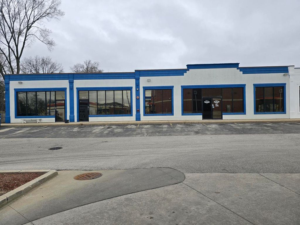 430 Swift Road A, Addison, IL 60101