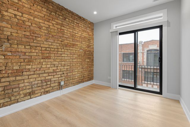 1558 W Juneway Terrace 2M, Chicago, IL 60626