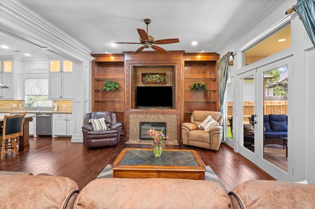 26 Newberry Court, Montgomery, TX 77356