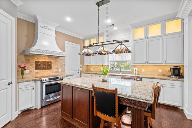 26 Newberry Court, Montgomery, TX 77356