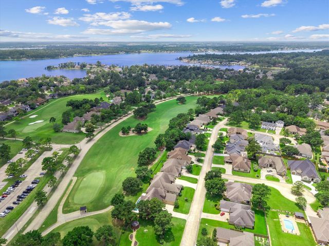 26 Newberry Court, Montgomery, TX 77356