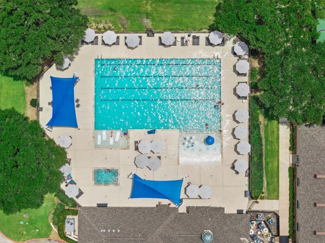 26 Newberry Court, Montgomery, TX 77356