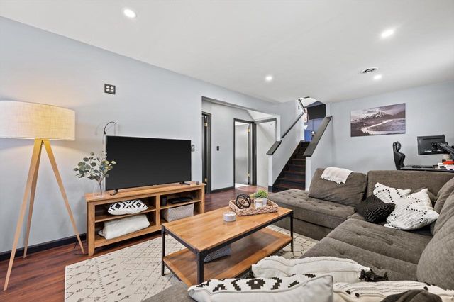 9308 W Goodrich AVENUE, Milwaukee, WI 53224