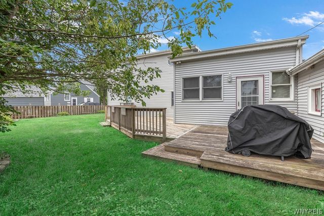 23 Cherry Lane, Cheektowaga, NY 14225