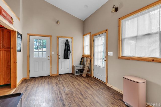 23 Cherry Lane, Cheektowaga, NY 14225