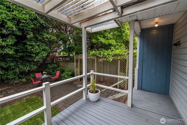6848 31st Avenue NE, Seattle, WA 98115