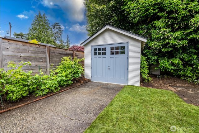 6848 31st Avenue NE, Seattle, WA 98115