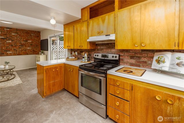 6848 31st Avenue NE, Seattle, WA 98115