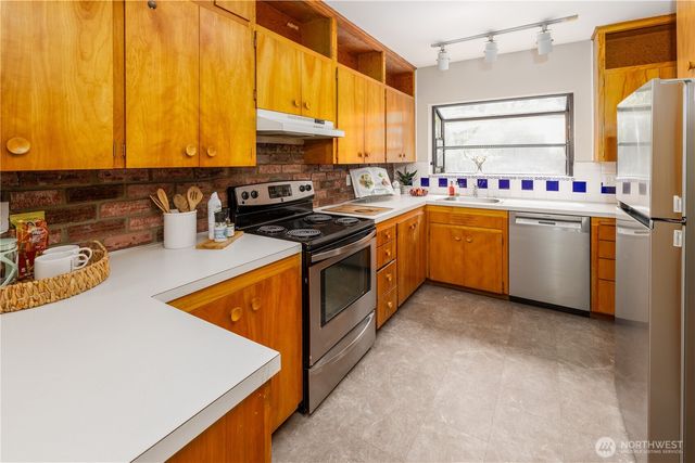 6848 31st Avenue NE, Seattle, WA 98115