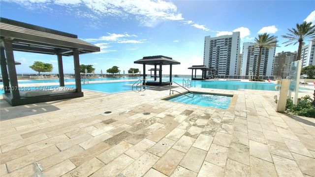 1850 S Ocean Dr 909, Hallandale Beach, FL 33009