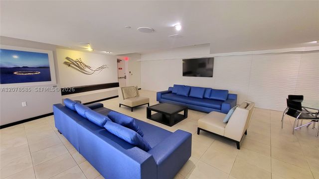 1850 S Ocean Dr 909, Hallandale Beach, FL 33009