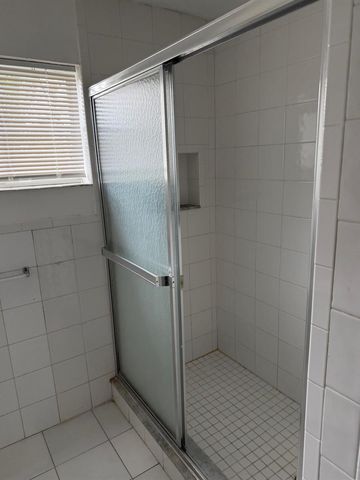 5601 Pierce Street, Hollywood, FL 33021