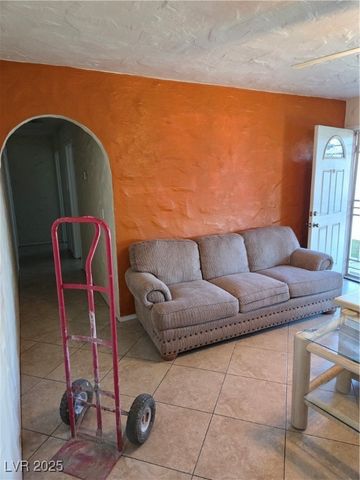 1112 Cold Stream Drive, Las Vegas, NV 89110