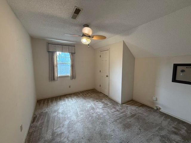 3418 South Virginia Avenue, Springfield, MO 65807