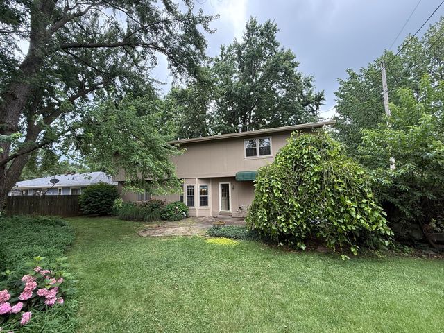 3418 South Virginia Avenue, Springfield, MO 65807