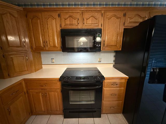 3418 South Virginia Avenue, Springfield, MO 65807