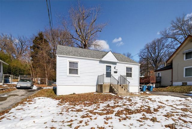 405 Estelle Avenue, Ferguson, MO 63135