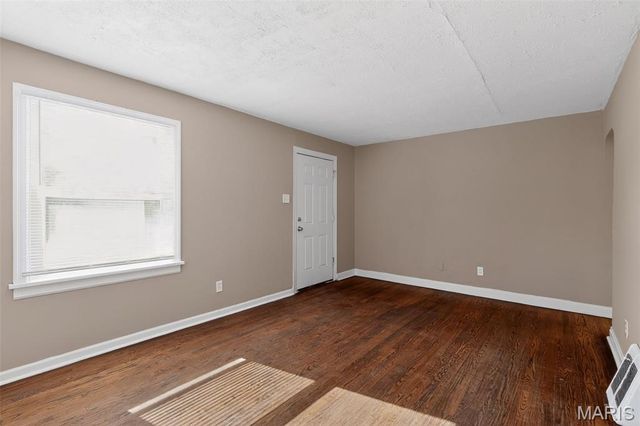 405 Estelle Avenue, Ferguson, MO 63135