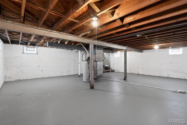 405 Estelle Avenue, Ferguson, MO 63135