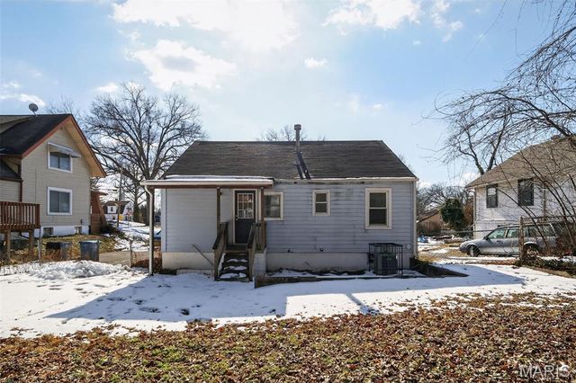 405 Estelle Avenue, Ferguson, MO 63135