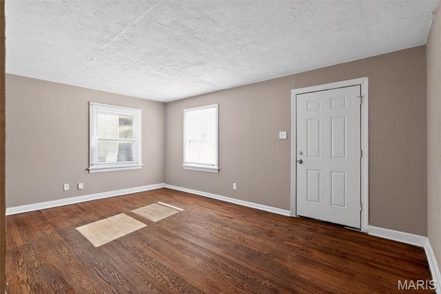 405 Estelle Avenue, Ferguson, MO 63135