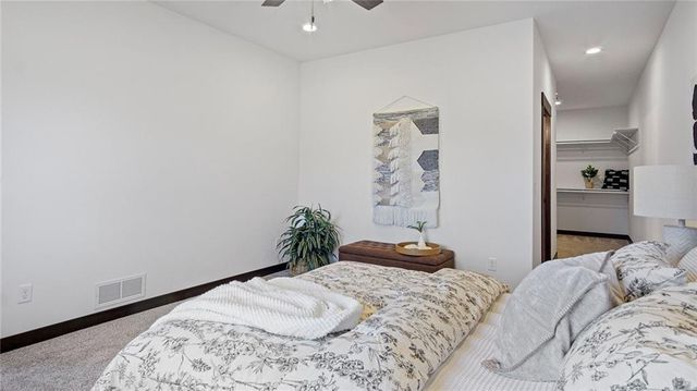 3375 Iris Drive, Eau Claire, WI 54703