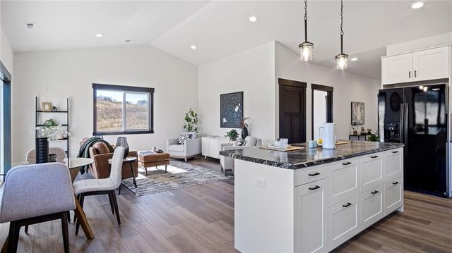 3375 Iris Drive, Eau Claire, WI 54703