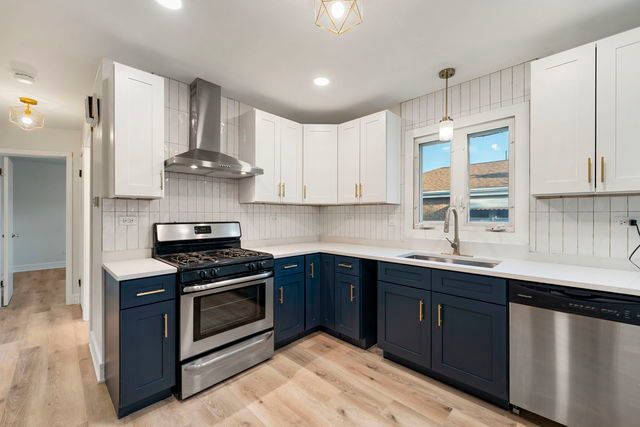 5146 Michigan Avenue, Schiller Park, IL 60176