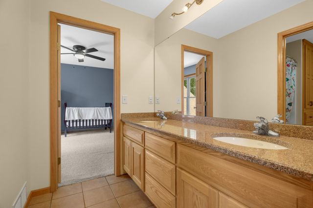 23601 Rockney Street NE, Bethel, MN 55005