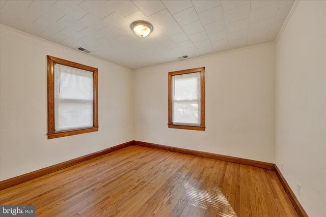 7401 PARK DR, Baltimore, MD 21234