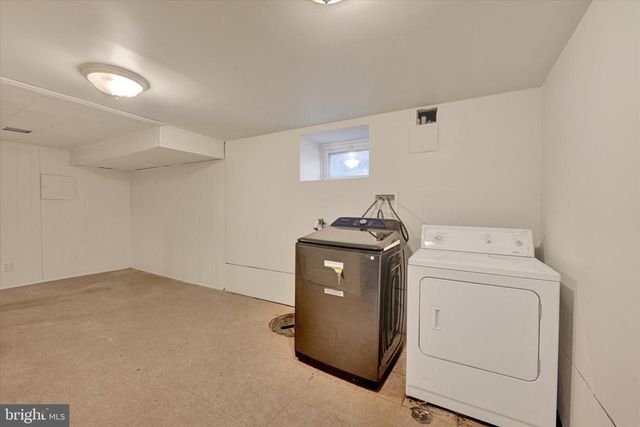 7401 PARK DR, Baltimore, MD 21234