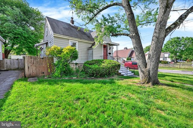 7401 PARK DR, Baltimore, MD 21234
