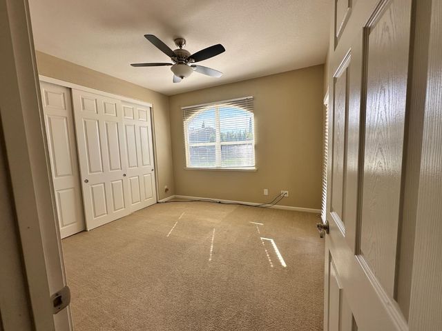 2940 Las Flores Cir, Los Banos, CA 93635