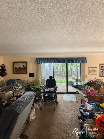 35845 Castlewood Court, Westland, MI 48185