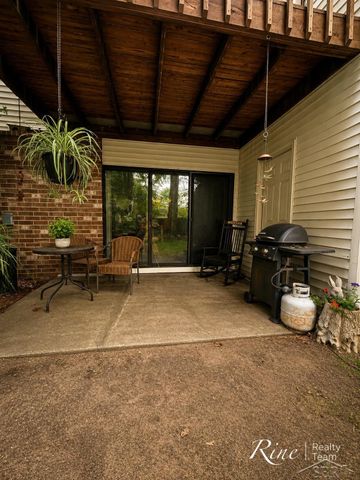 35845 Castlewood Court, Westland, MI 48185