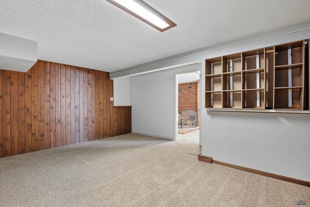 6517 BEVERLY DR, Rapid City, SD 57701