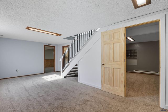 6517 BEVERLY DR, Rapid City, SD 57701