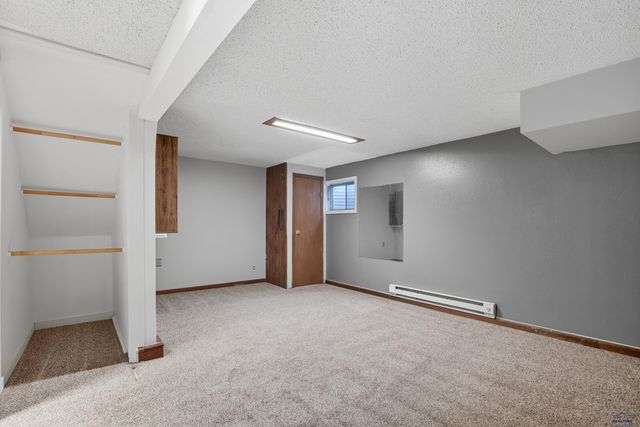 6517 BEVERLY DR, Rapid City, SD 57701