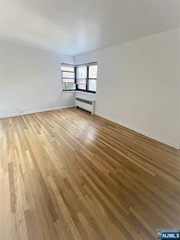 2329 Hudson Terrace C 9, Fort Lee, NJ 07024