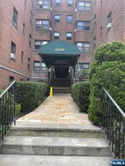 2329 Hudson Terrace C 9, Fort Lee, NJ 07024