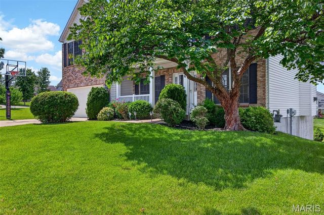 1306 Avondale Spring Drive, O'fallon, MO 63368
